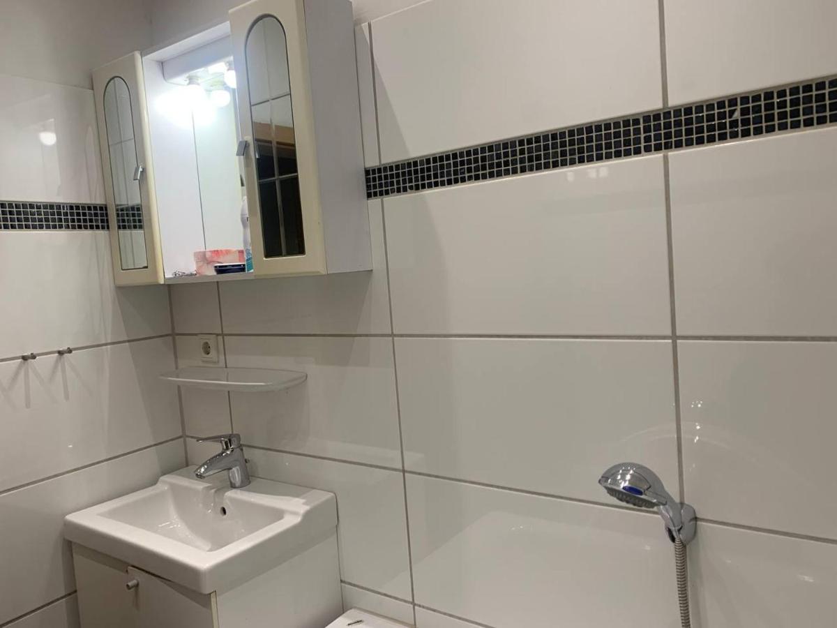 2 Room Apartament Messe Эссен Экстерьер фото