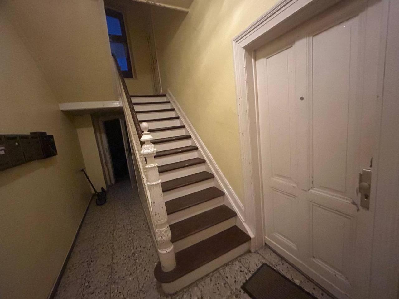 2 Room Apartament Messe Эссен Экстерьер фото