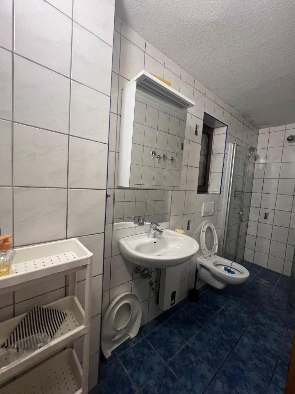 2 Room Apartament Messe Эссен Экстерьер фото