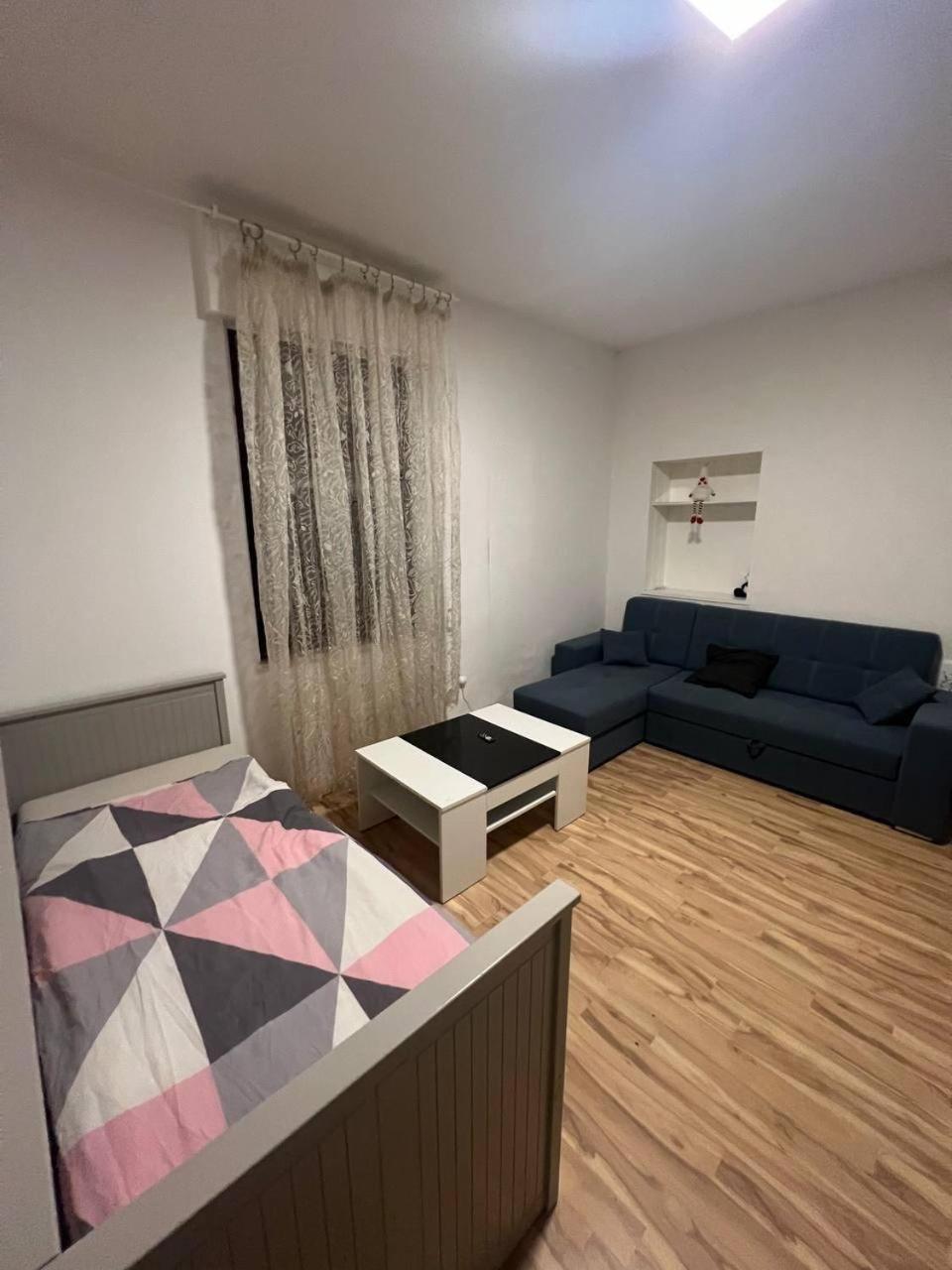 2 Room Apartament Messe Эссен Экстерьер фото